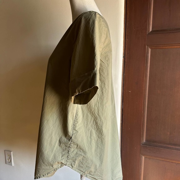 Cos Crisp cotton Short Sleeve Pleat Black top - Khaki - Size 2 - Picture 2 of 5